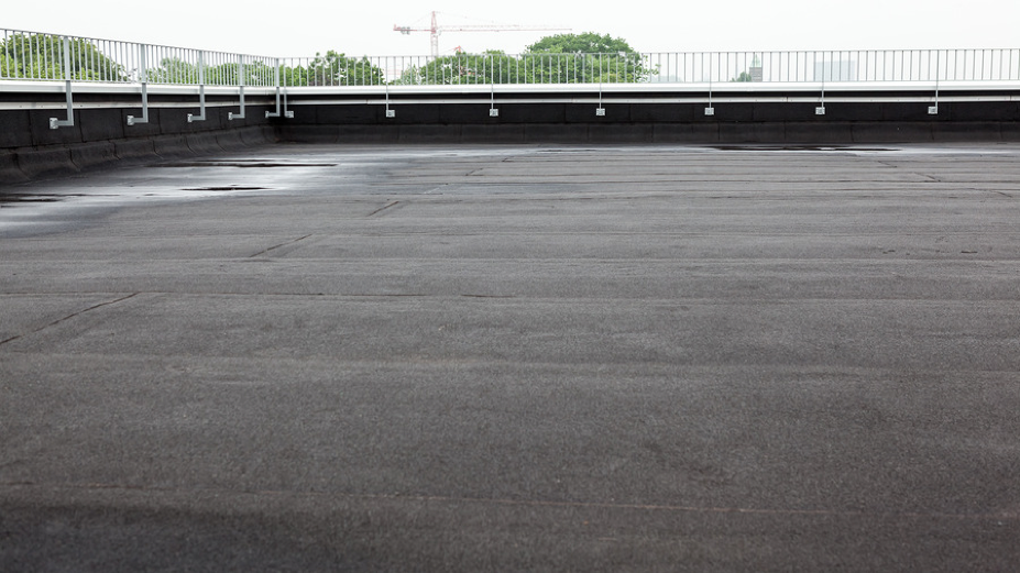 FLAT ROOFING CAN GIVE YOUR HOME OR BUILDING THE EDGE YOU'RE LOOKING FOR